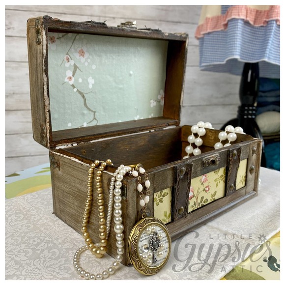 Shabby Chic Victorian Hand-crafted Box - Picture 4 of 12